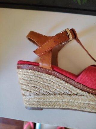 Sandali con zeppa Bata rossi donna