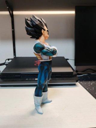 Figura de Vegeta