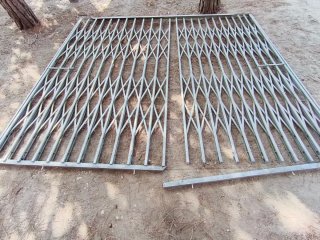 Reja metálica extensible para puertas, escaparates