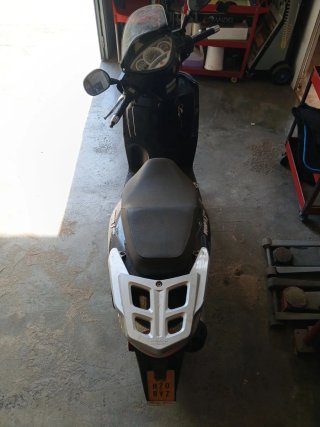 Kymco People S 50 Scooter Negra/Plata
