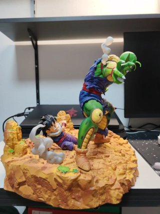 Figura Piccolo y Gohan