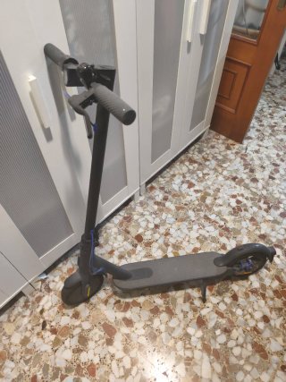 Patinete Eléctrico Negro