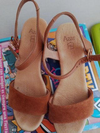 Sandalias cuña beige/marrón Talla 37
