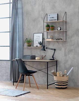 Escritorio madera y metal con silla gamer