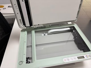 Impresora HP Blanca y Verde Nueva