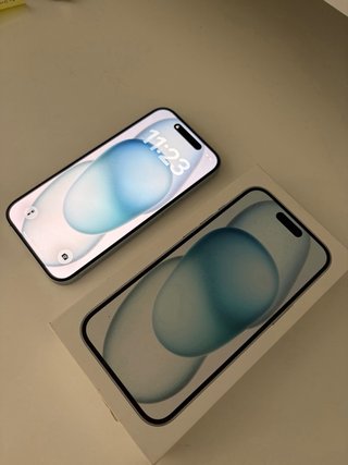 iPhone 15 128GB Blanco con Garantía