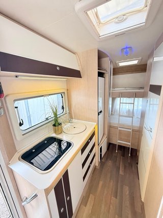 Autocaravana perfilada 6 plazas 60.000km
