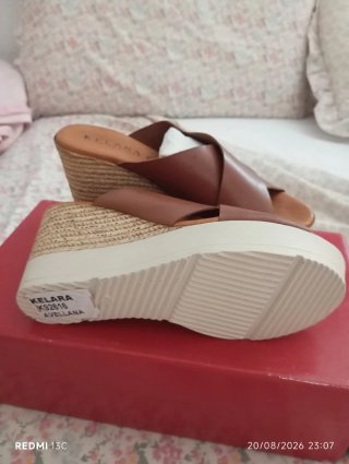 Sandalias cuña piel KELARA talla 37