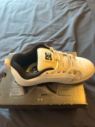 DC Shoes Bambas Blancas y Negras