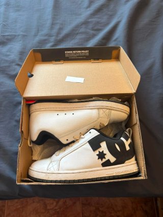 DC Shoes Bambas Blancas y Negras