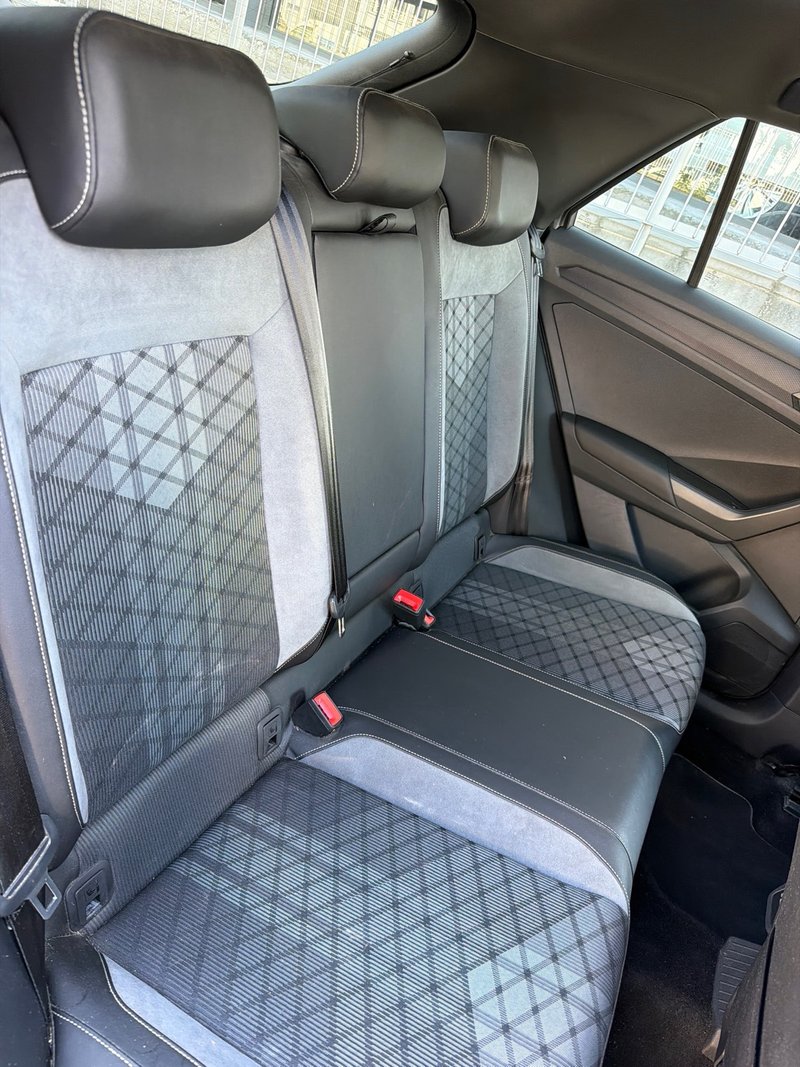 Volkswagen T-Roc 2022, foto 11