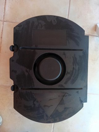 Caja Volkswagen Gato, enganche y llave tornillos