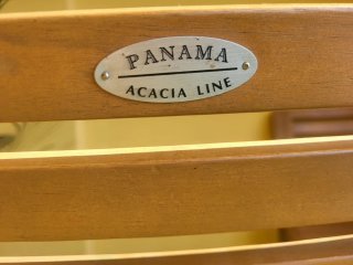 Mesa alta Acacia Panamá y 2 taburetes