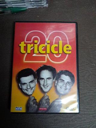 DVD The Young Ones - Comedia Británica