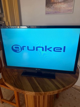 TV Grunkel 30 Plana (No Smart TV)