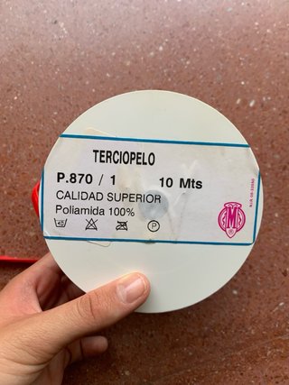 Cinta de terciopelo roja
