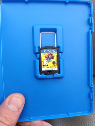 Persona 4 Golden PS Vita PAL ESP