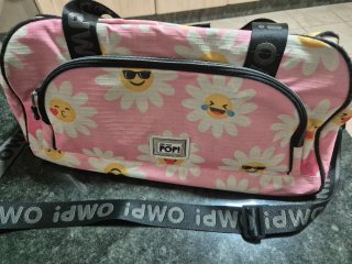 Mochila deportiva niña con estampado de flores