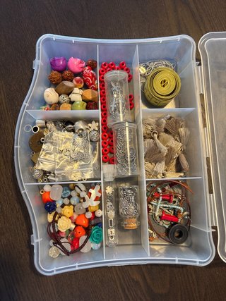 Kit Bisutería, pulseras y abalorios.