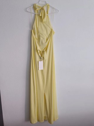 Vestido midi Halter lazada Zara Amarillo Talla L