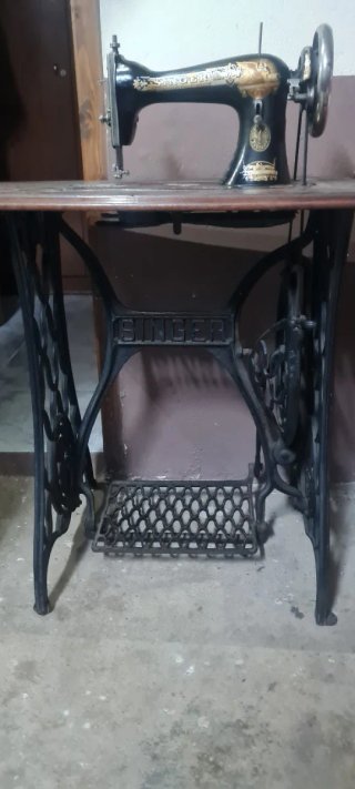 Máquina de coser SINGER antigua(Años 20)¡FUNCIONA!