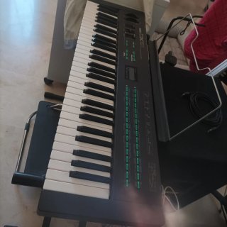 Yamaha DX21 Sintetizador Digital