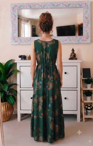 Vestido largo boho verde con bordados a mano
