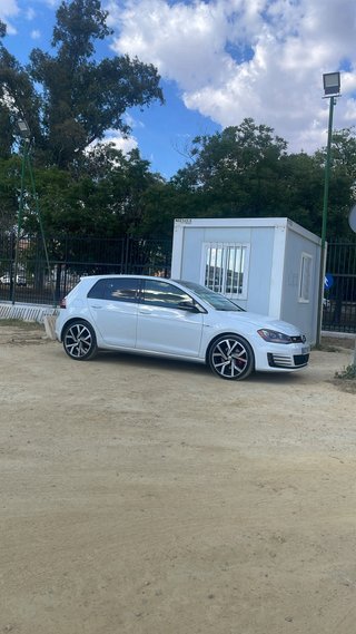 VOLKSWAGEN GOLF GTI 7 2015 (ESCUCHO OFERTAS)‼️