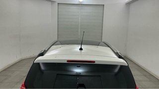 Peugeot 5008 2016