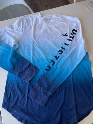 Camiseta Hollister manga larga degradado