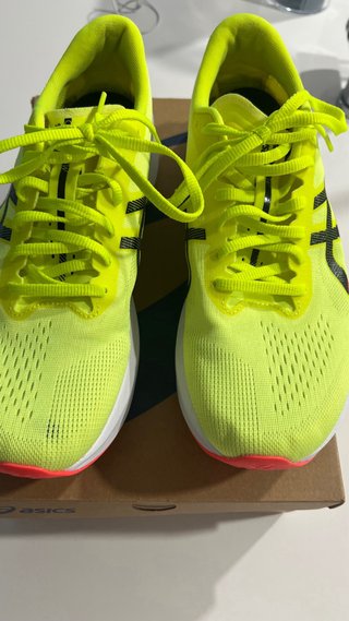 ASICS Magic Speed 4 Talla 43.5