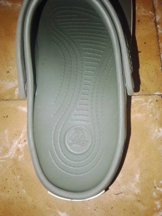 Crocs Verdes con Blanco