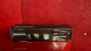 Plancha Pelo Sebastian Pro-Straight Shine