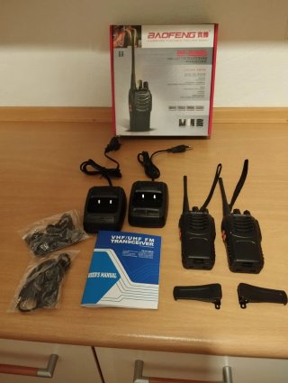 BAOFENG VHF/UHF FM Transceiver Walkie Talkie