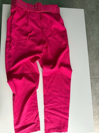 Pantalones entallados rosas mujer