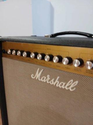 Amplificador Marshall JTM60