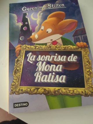 Lote 8 libros finos de Gerónimo Stilton