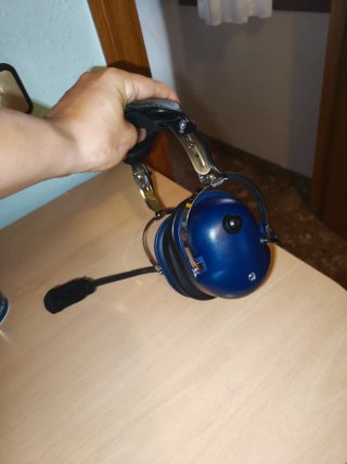 Cascos con Cancelación de Ruido Activa