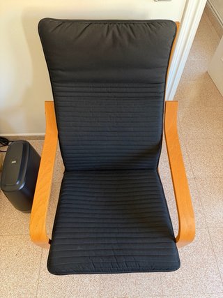 Mecedora madera IKEA | Color negro