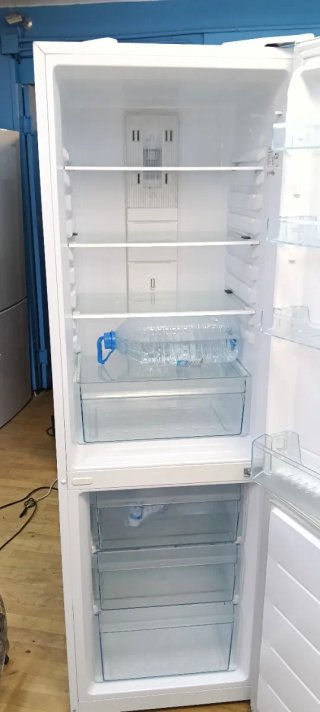 NEVERA COMBI DAEWOO NO FROST ENERGÍA A+