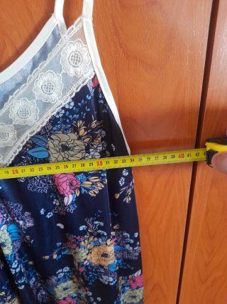 Pijama mujer floral y blanco