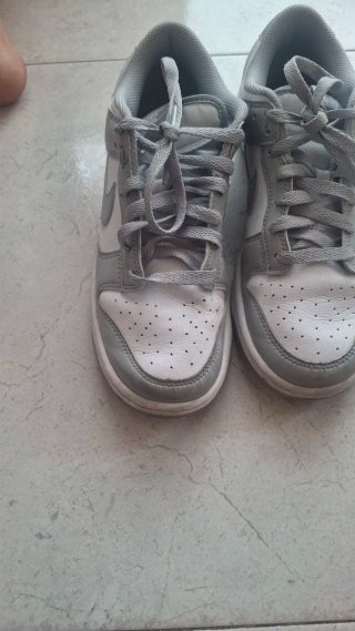 Zapatillas Nike Talla 38 Gris y Blanco