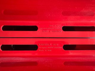 Revistero Kartell 4676 1972 Rojo