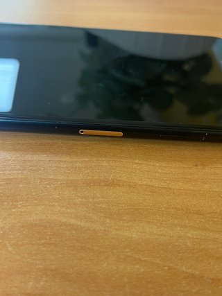 Apple IPhone SE (2020) -125406-