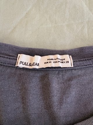 Camiseta Pull&Bear con estampado de tigre