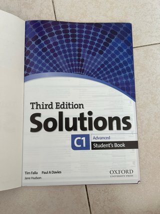 Solutions 3rd Edition Advanced. Student's Book