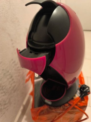Cafetera Dolce Gusto DeLonghi Rojo