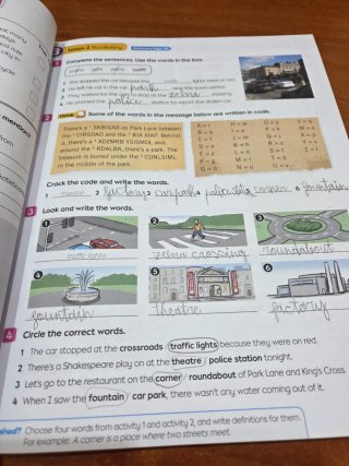 Big Bright Ideas 5. Activity Book