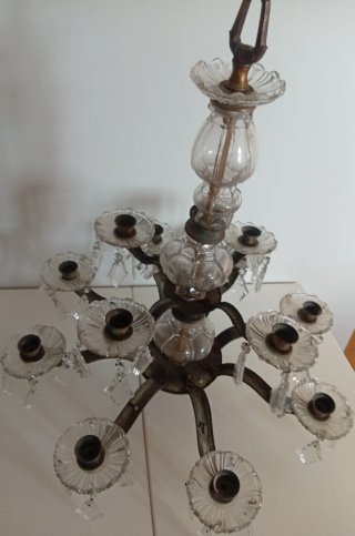 Espectacular lámpara de araña antigua. 60x 50 cm.