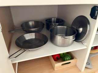 Cocinita de juguete Ikea con accesorios